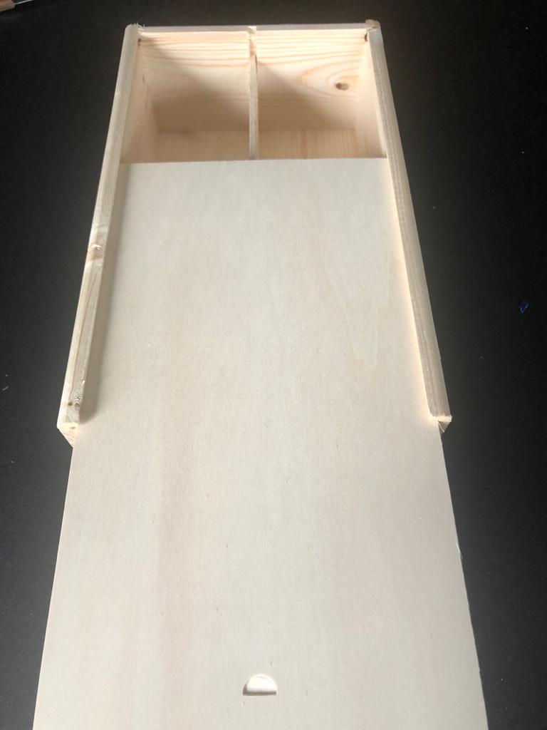Houten kist 2 flessen