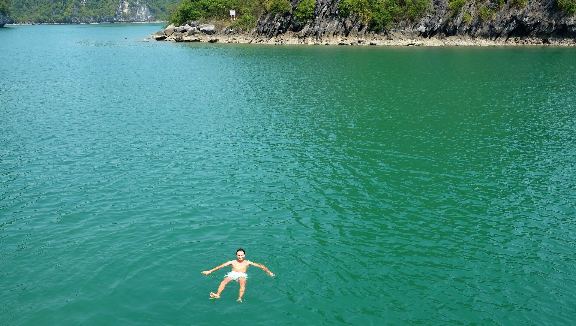 Baie d'Halong et de Lan Ha - Julien