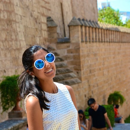 Mihika Kapoor