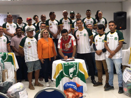 Lançamento: mais seis escolinhas foram lançadas do projeto “Futebol Formando Cidadão”.