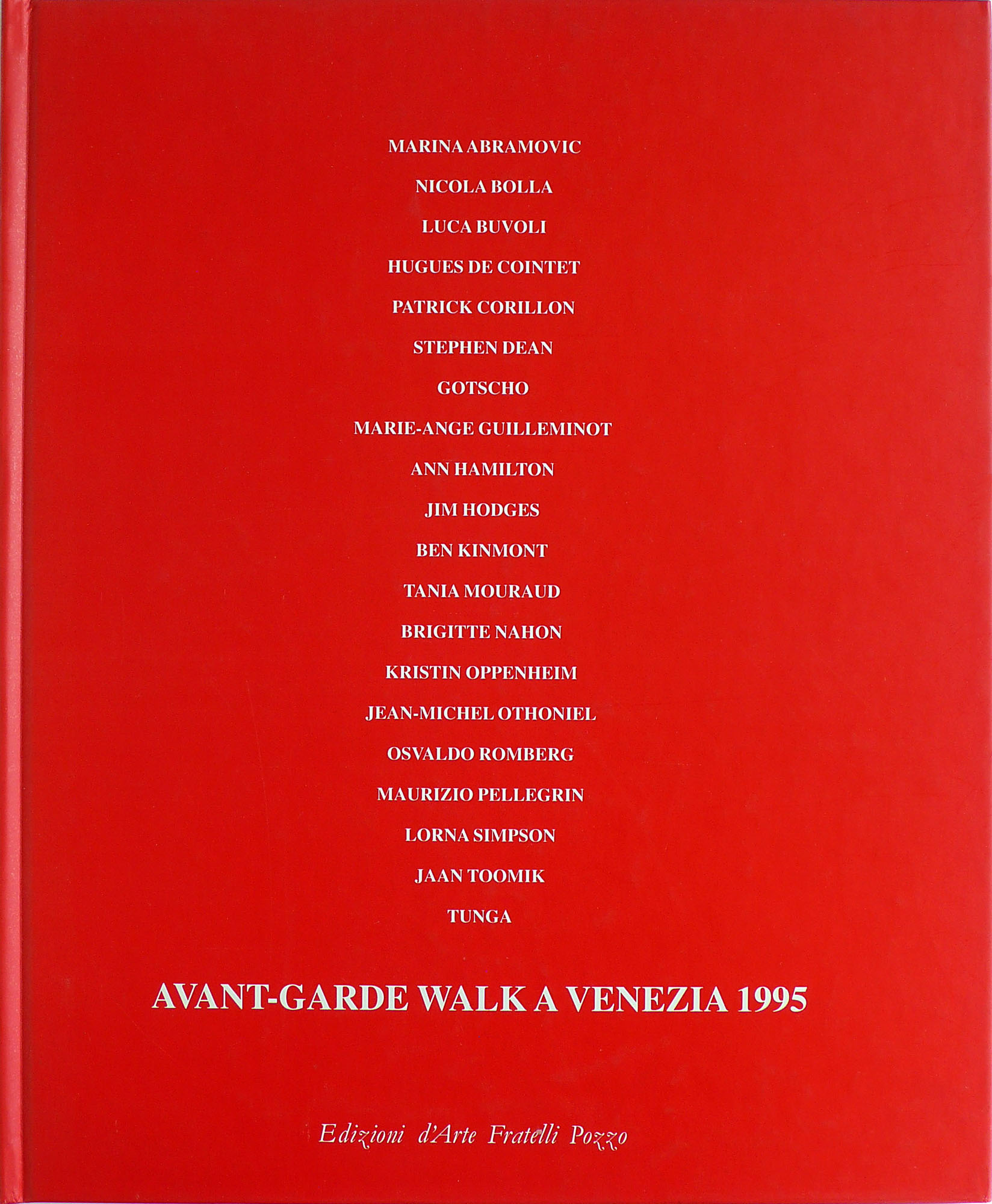 Avant-garde walk a Venezia