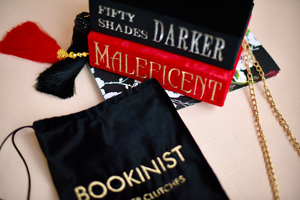Thumbnail: Maleficent Clutchbook Bookclutch Red Cover Books