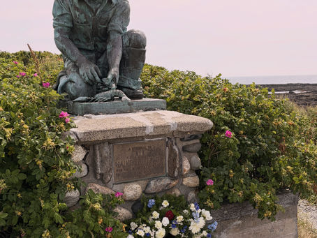 Many Gather Together to Remember Those Lost at Sea