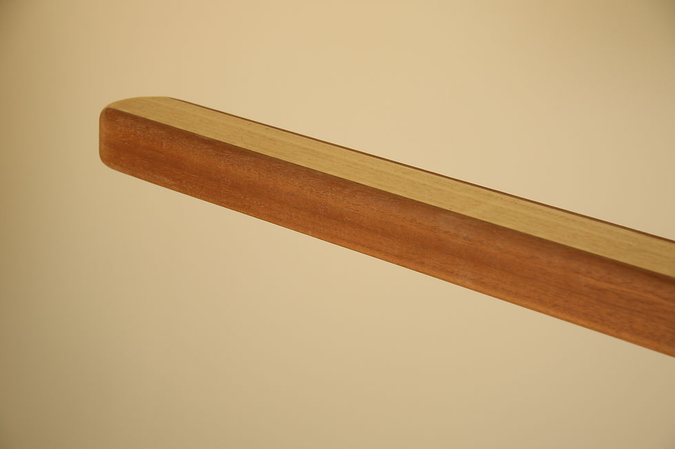Thumbnail: Lampada led dettaglio legno