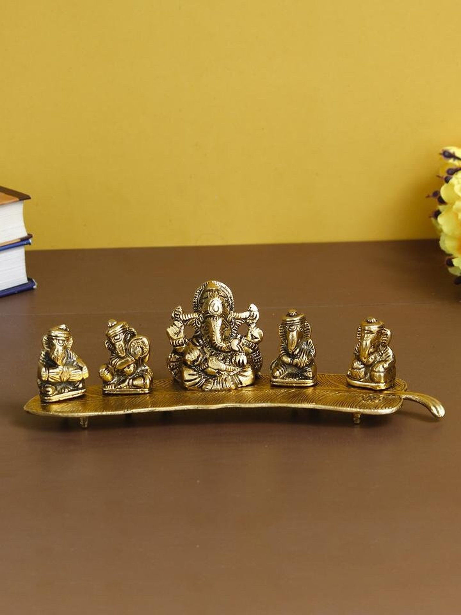 Wens Musical Ganesha Set Of 5 in Gift Box for Diwali Home Decoration & Gift Item