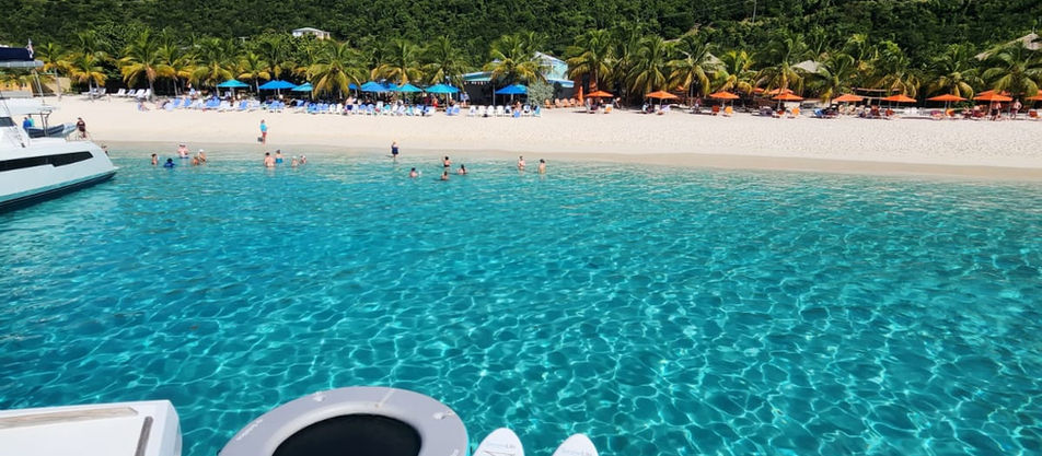 Top Coastal Getaways for a Luxurious Yacht Experience