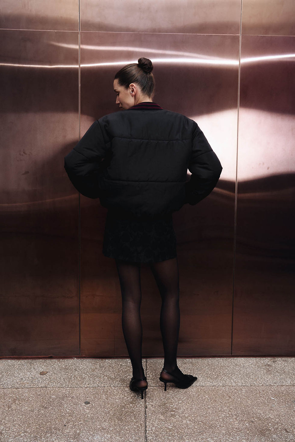 Миниатюра: Чорна спідниця-шорти з поясом