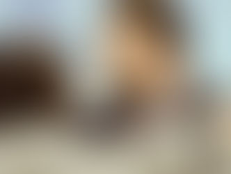 Handslag, famntag, klapp eller kyss?