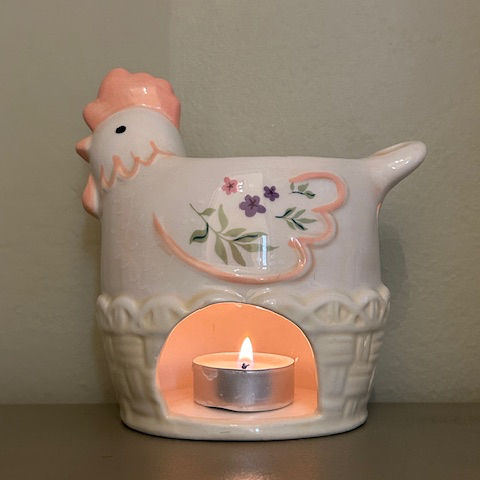 Miniature : Poulette et ses oeufs