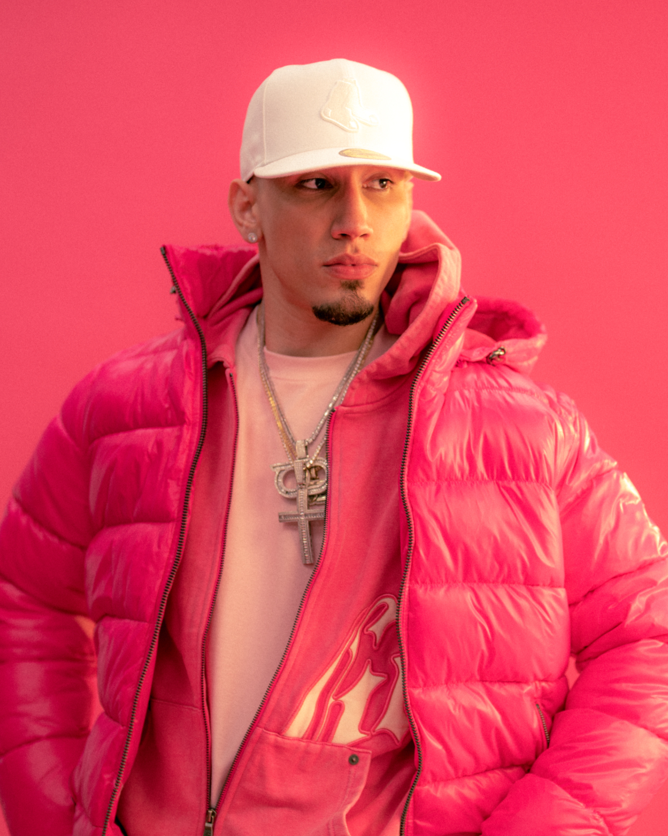 OMAR COURTZ PRESS_edited.jpg