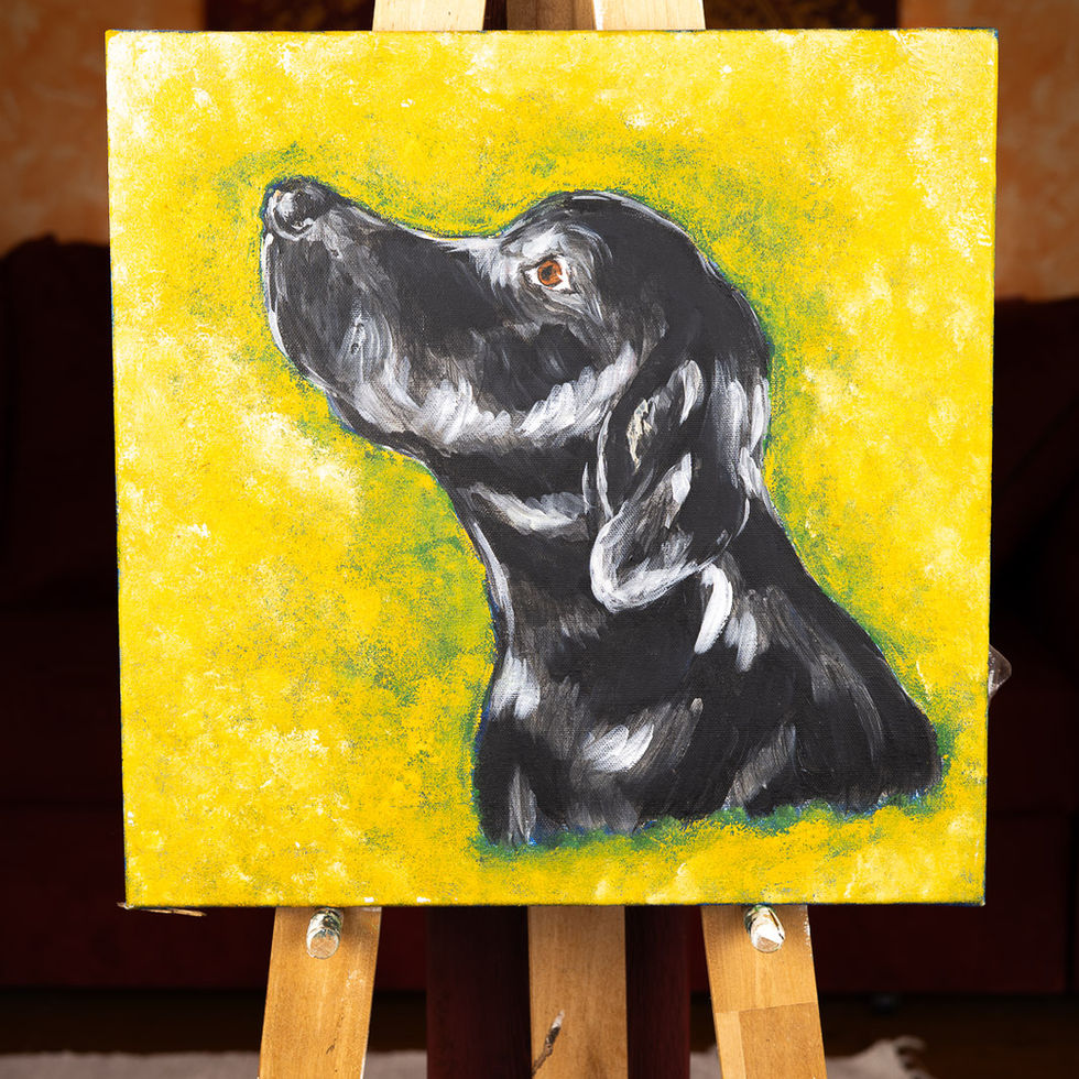 Gemälde eines schwarzen Hundekopfs auf gelbem Hintergrund