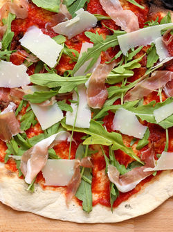 Ham & Rocket Pizza_edited