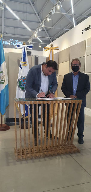 ¡Juntos logramos más! Alianza USAC y AGI