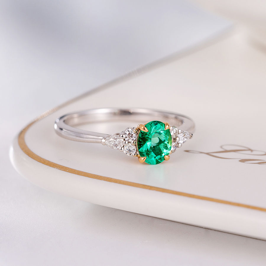 Miniatura: Factory Custom Natural Emerald White Diamond 18K Au750 Gold Ring