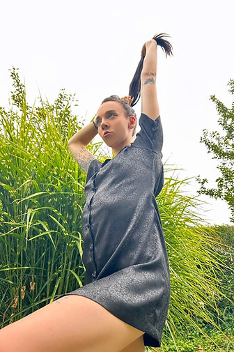 Lụa Dress