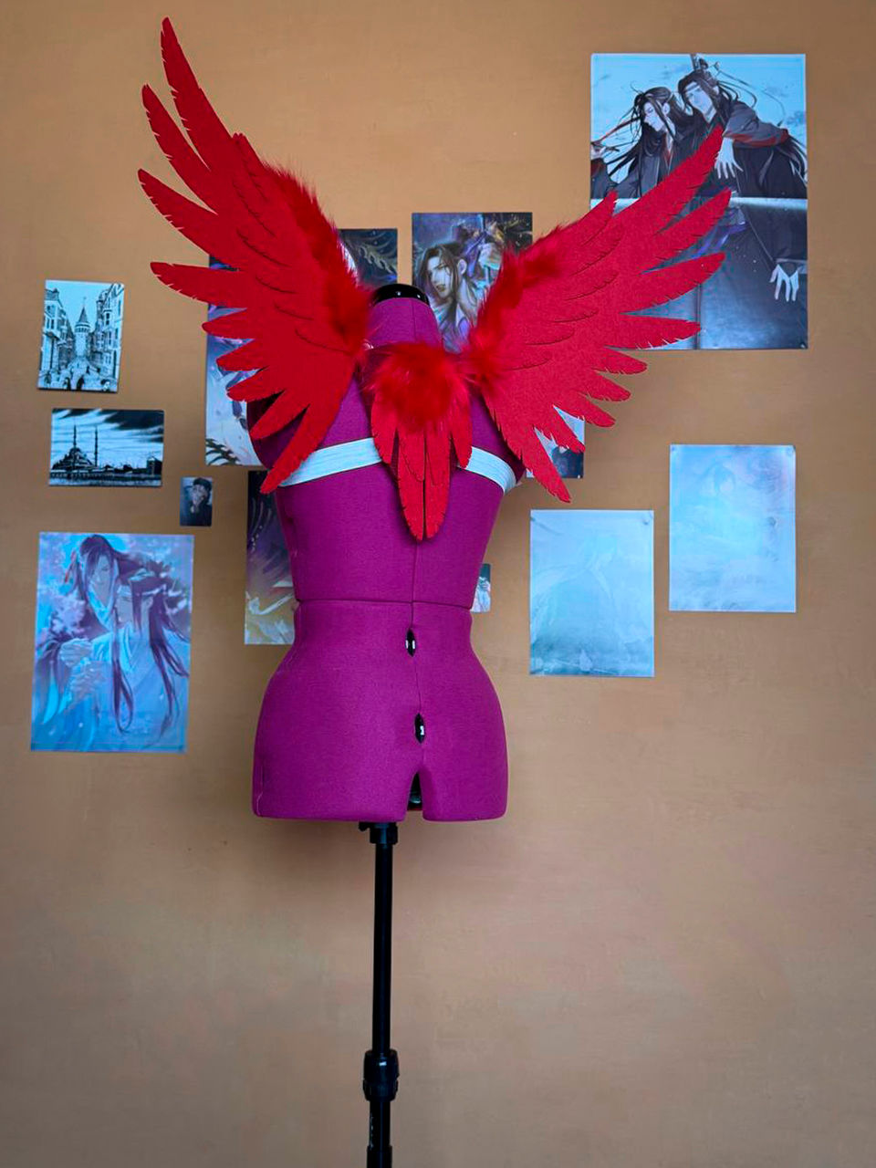 Thumbnail: Faux fur Cosplay Angel Wings