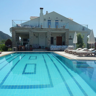 Retreat Villa and Pool 2_large.png