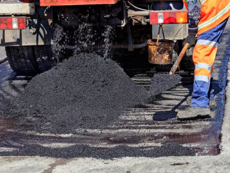 Manutenção asfáltica hoje (26) em Varginha