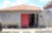 Jovem é baleado por homens ao abrir portão de casa para avó em MG
