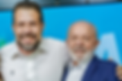 Comício de Boulos e Lula em São Paulo Gera Polêmica por Uso de Linguagem Neutra no Hino Nacional