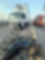 Acidente entre motocicleta e caminhão deixa jovem ferido em Varginha