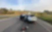Carro capota e deixa uma pessoa ferida na BR-491, entre Varginha e Três Corações