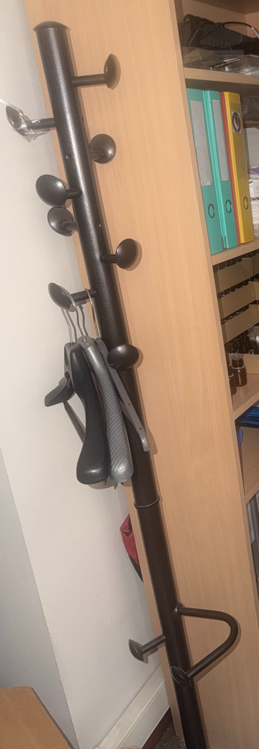 Miniature : Lot de portes manteaux et cintres