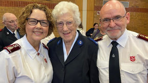 • General urges boldness 