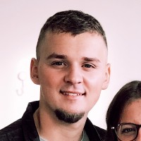 Damon Gerber Headshot.jpg