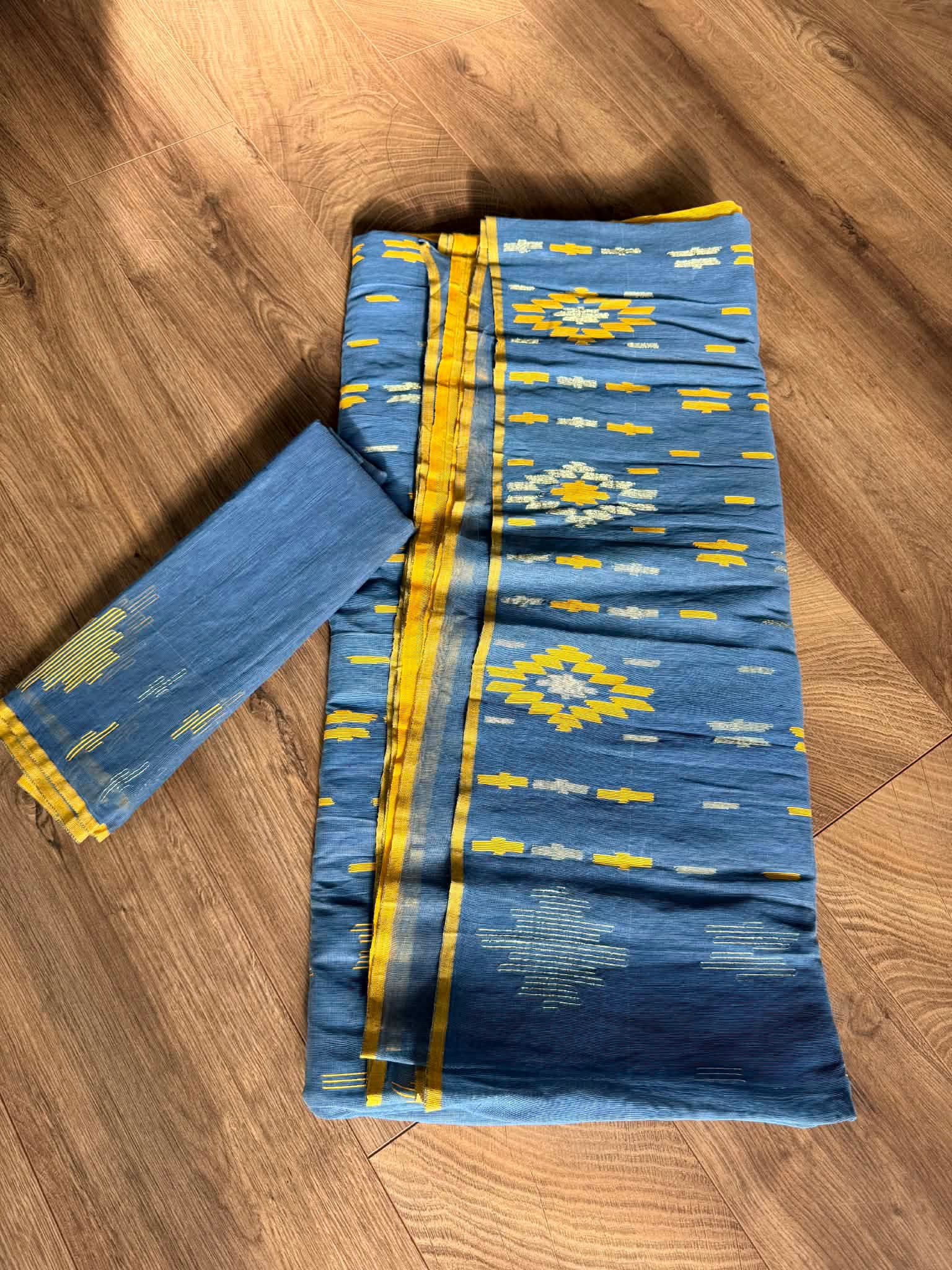 Dhakai Jamdani 50 count Saree 03