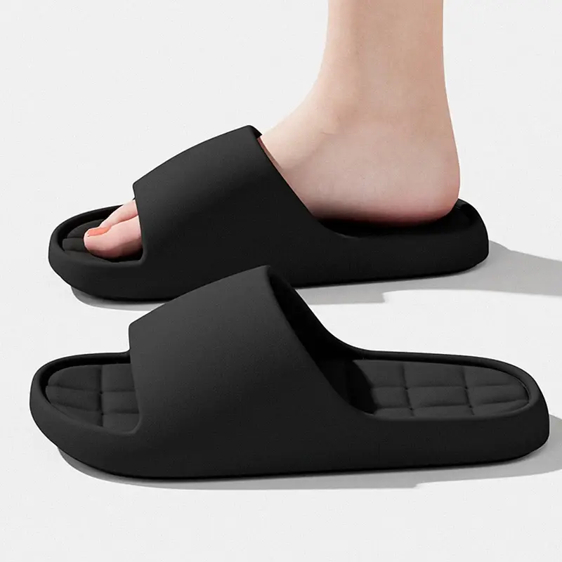 Thumbnail: Trendy men's slides, simple beach sandals, summer, non-slip, soft, unisex