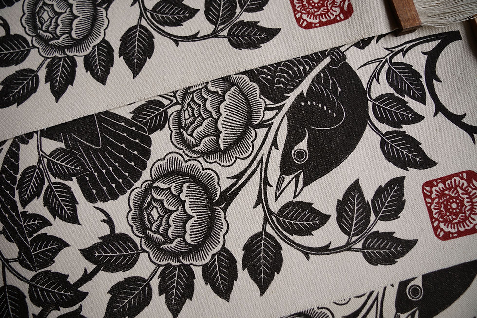 Thumbnail: Rose garden - Fabric Wall Hangings