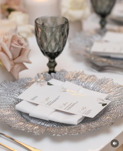 Custom Wedding Menus with Guests Names in Digital Gold Foil