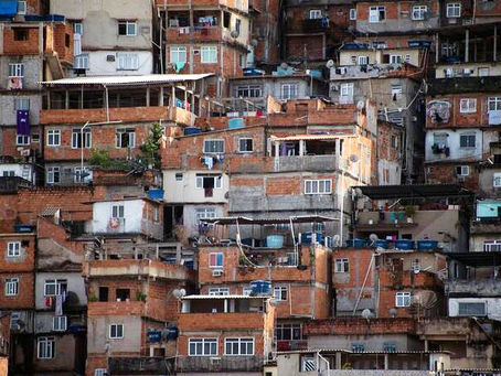 Chega a Portugal livro proibido por Salazar, que personificou a voz das favelas do Brasil