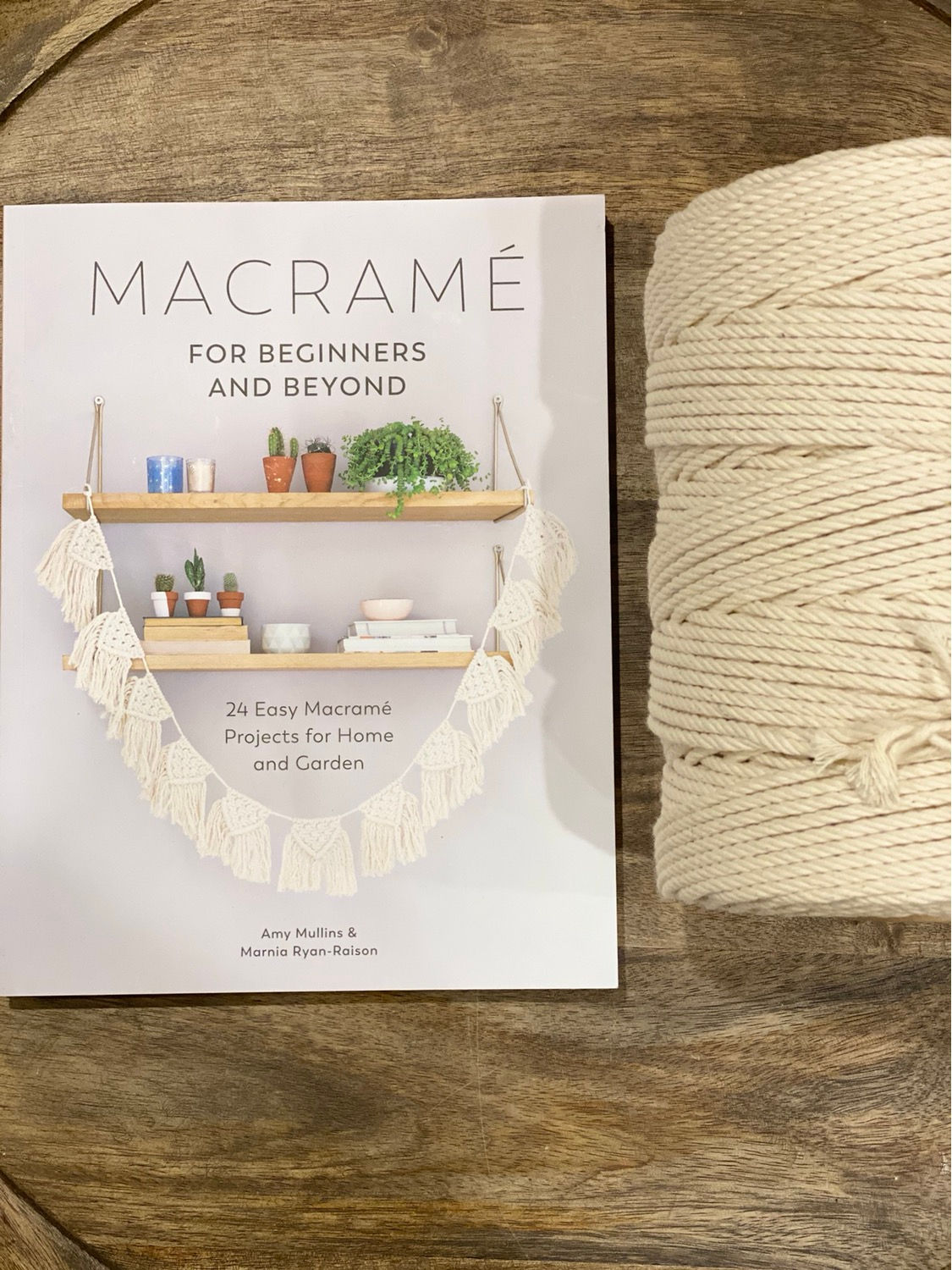 Macrame Book & Cotton Pack