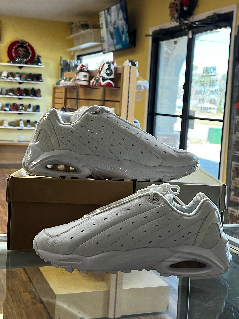 Thumbnail: Nocta Hot Step “White” sz 11.5 Pre-Owned