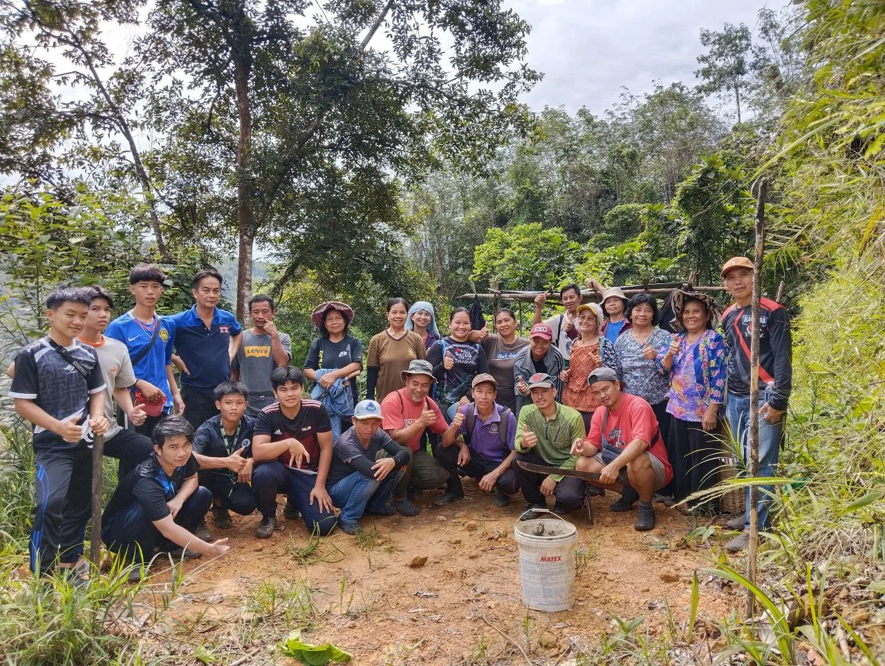 group picture of the rural villagers 