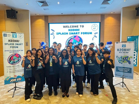 Students from Segi University raising funds for clean water