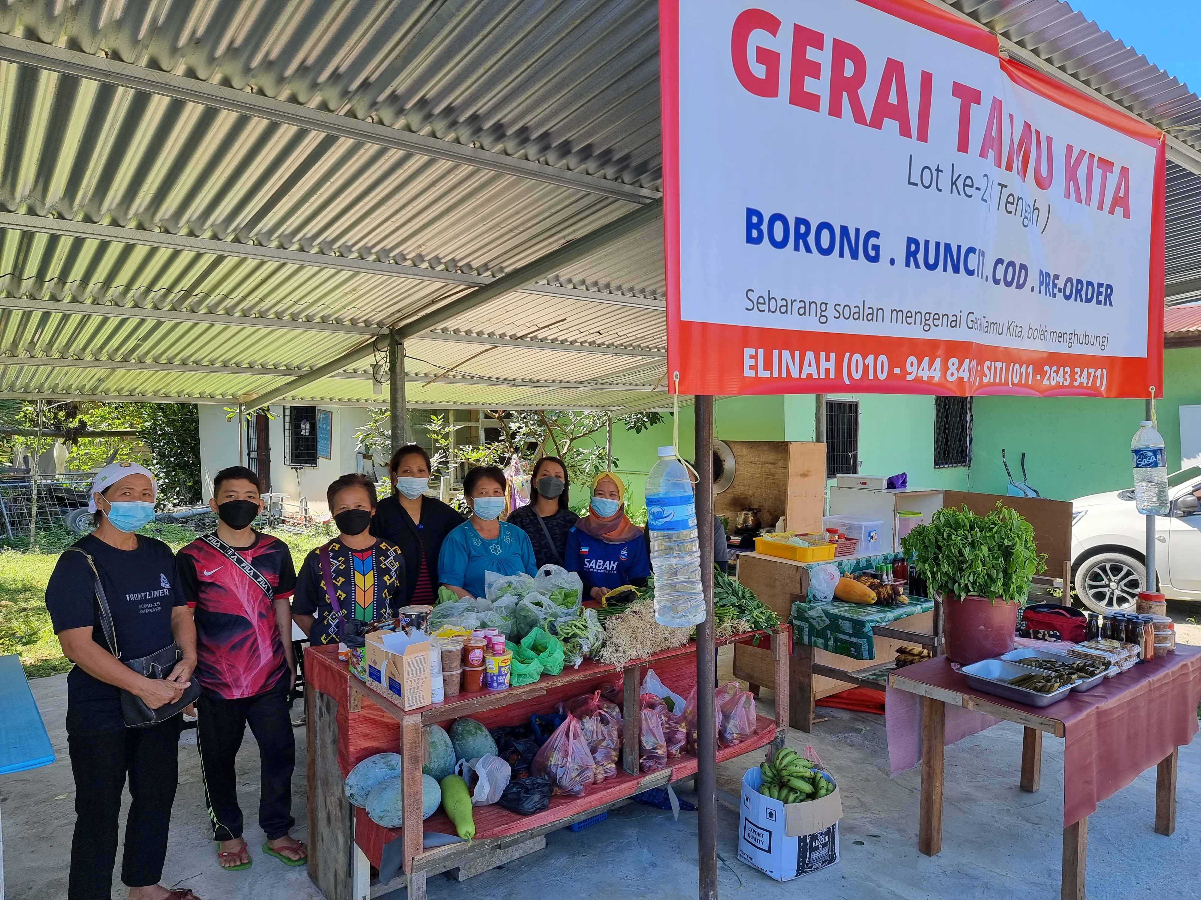  Villagers can also sell crops at Gerai Tamu Kita, a platform to build entrepreneurship skills