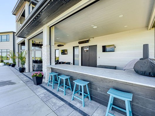 Outdoor Living spaces to entertain at the Lake