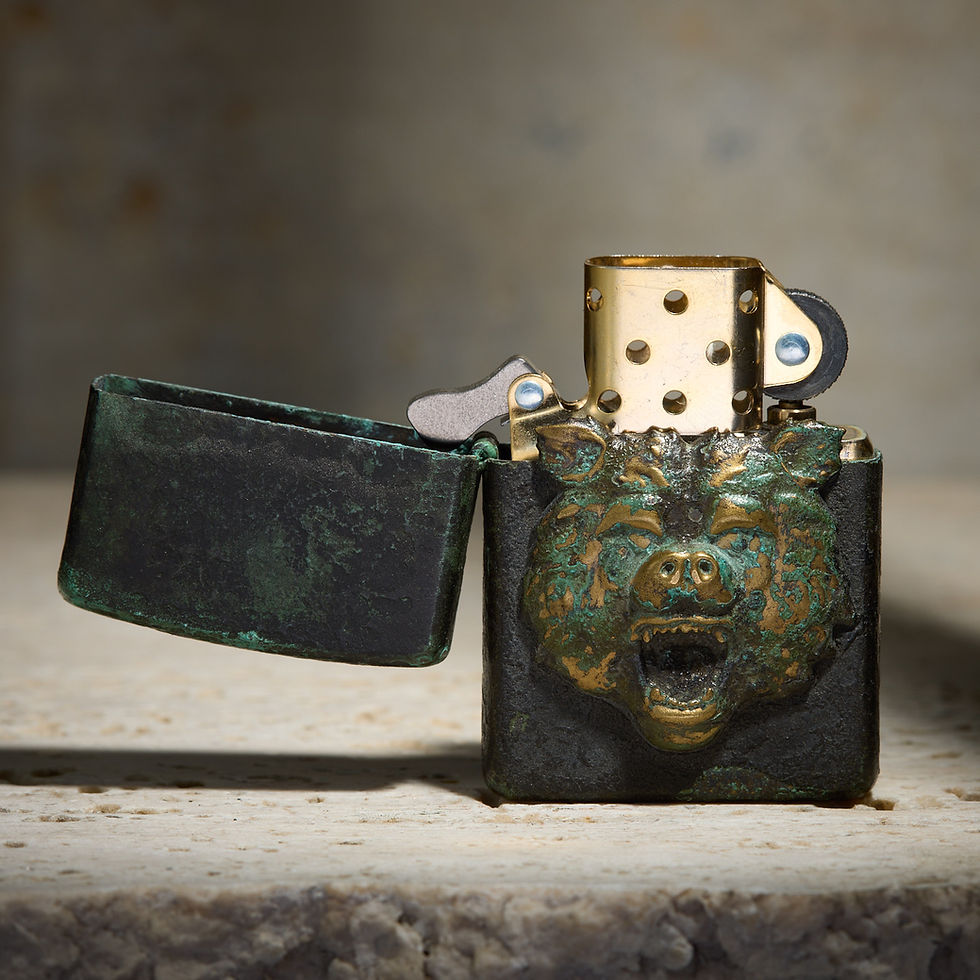 Thumbnail: Zippo von hartaufhart, Motiv: Bärenkopf
