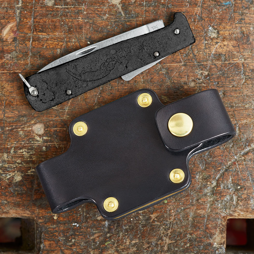 Thumbnail: MERCATOR Gürtelholster | schwarz | hartaufhart - mit Messer