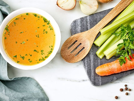 Collagen-Rich Chicken Broth Elixir