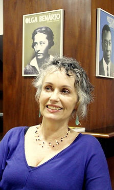 isabel loureiro_edited.jpg