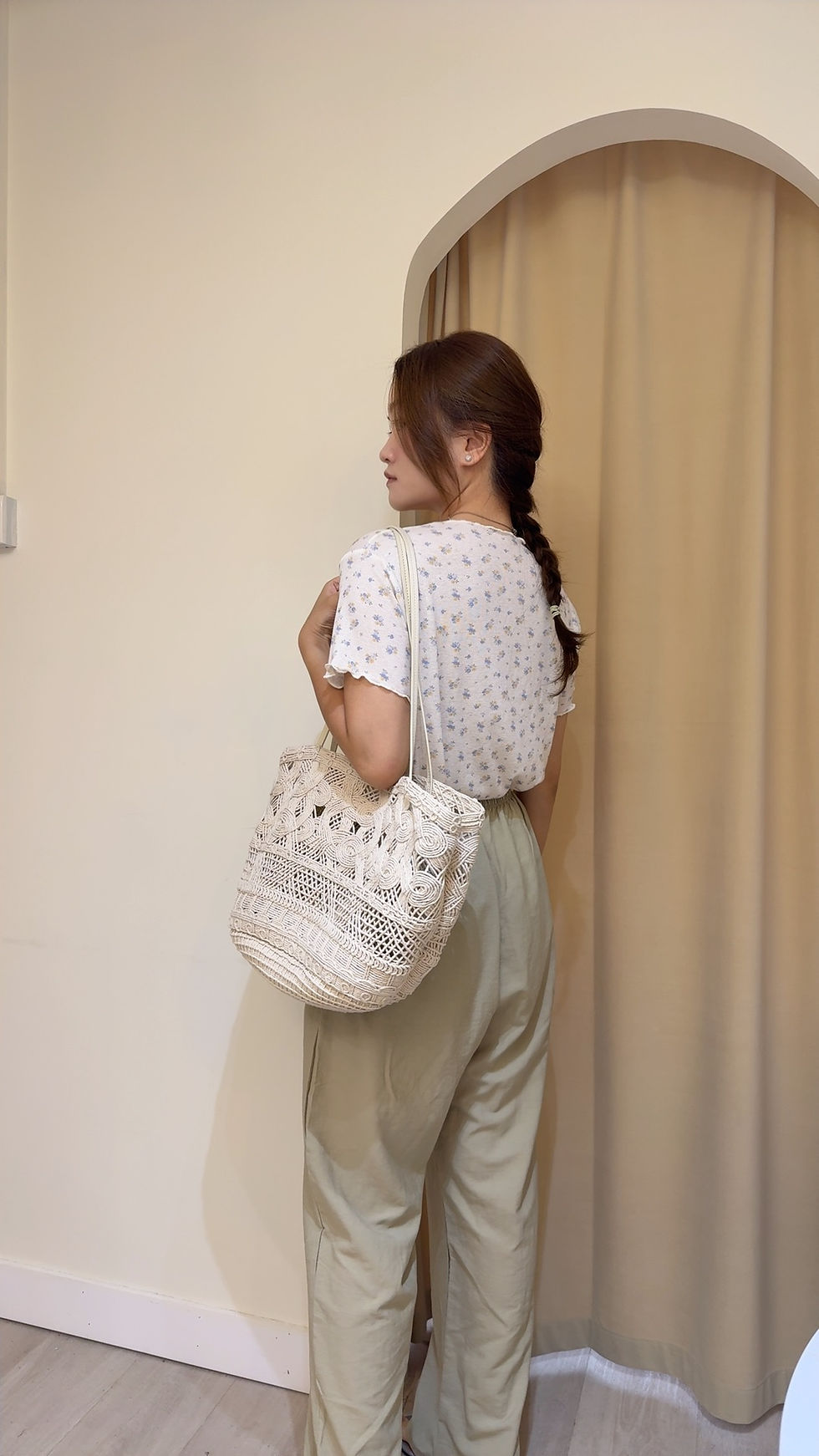 縮圖：T4222 小碎花奶油風彈力襯搭Tee