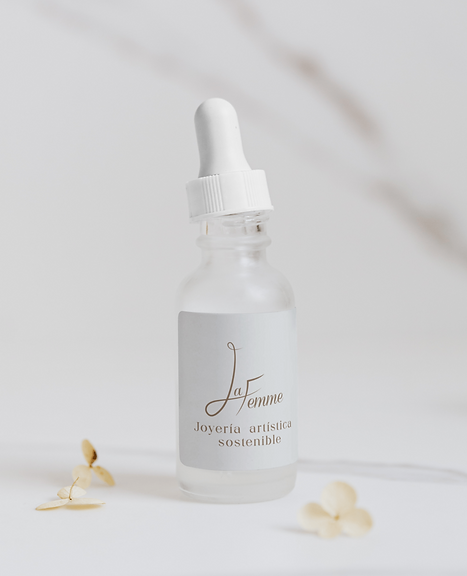 La Femme es una marca ficiticia hecha para un proyecto final académico