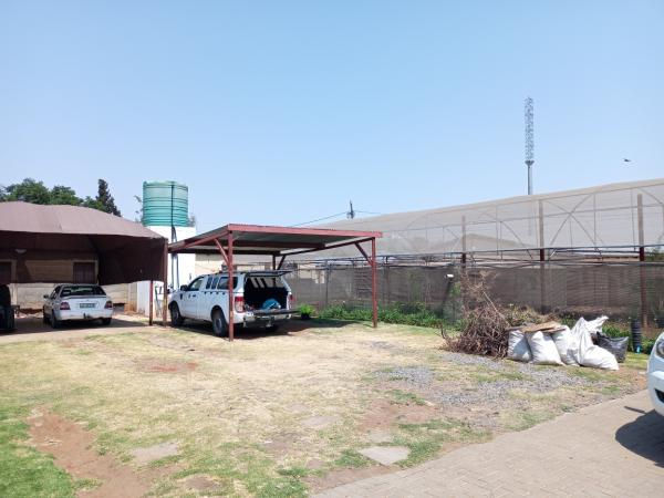 Thumbnail: Family house with flat