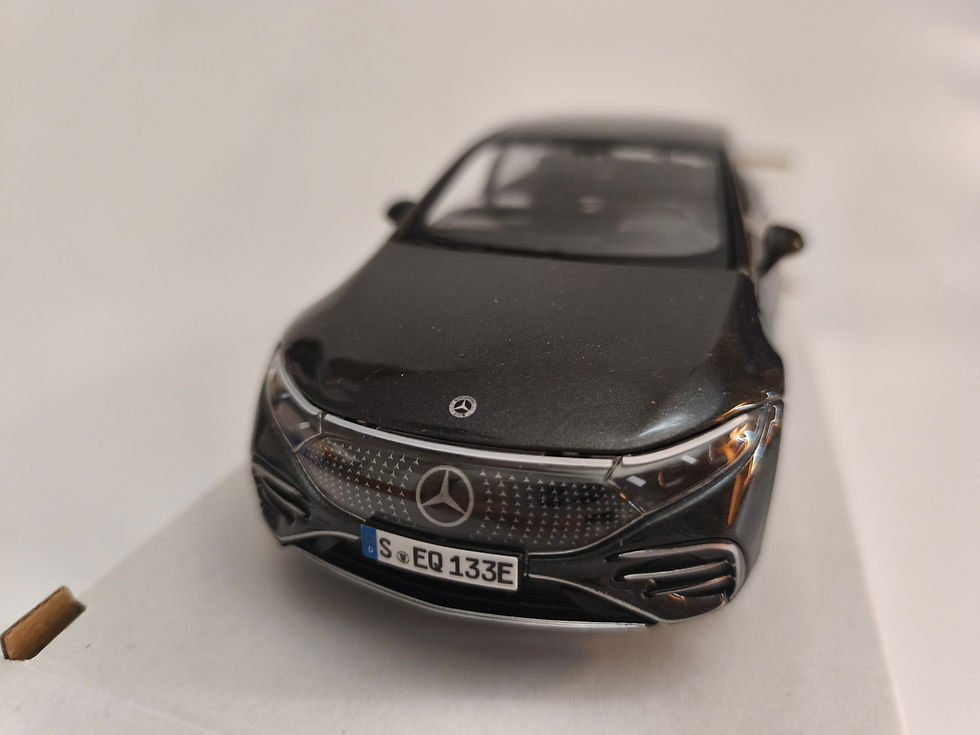 Miniatura: EQS by Mercedes EQ front