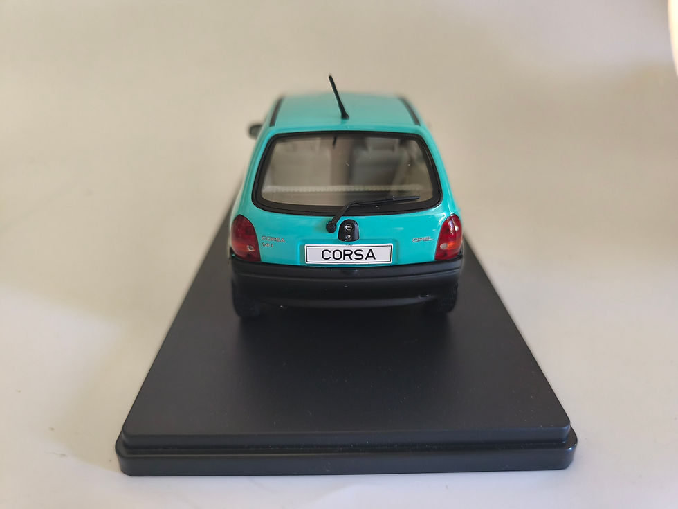 Miniatura: Opel Corsa B (WhiteBox) 1/24