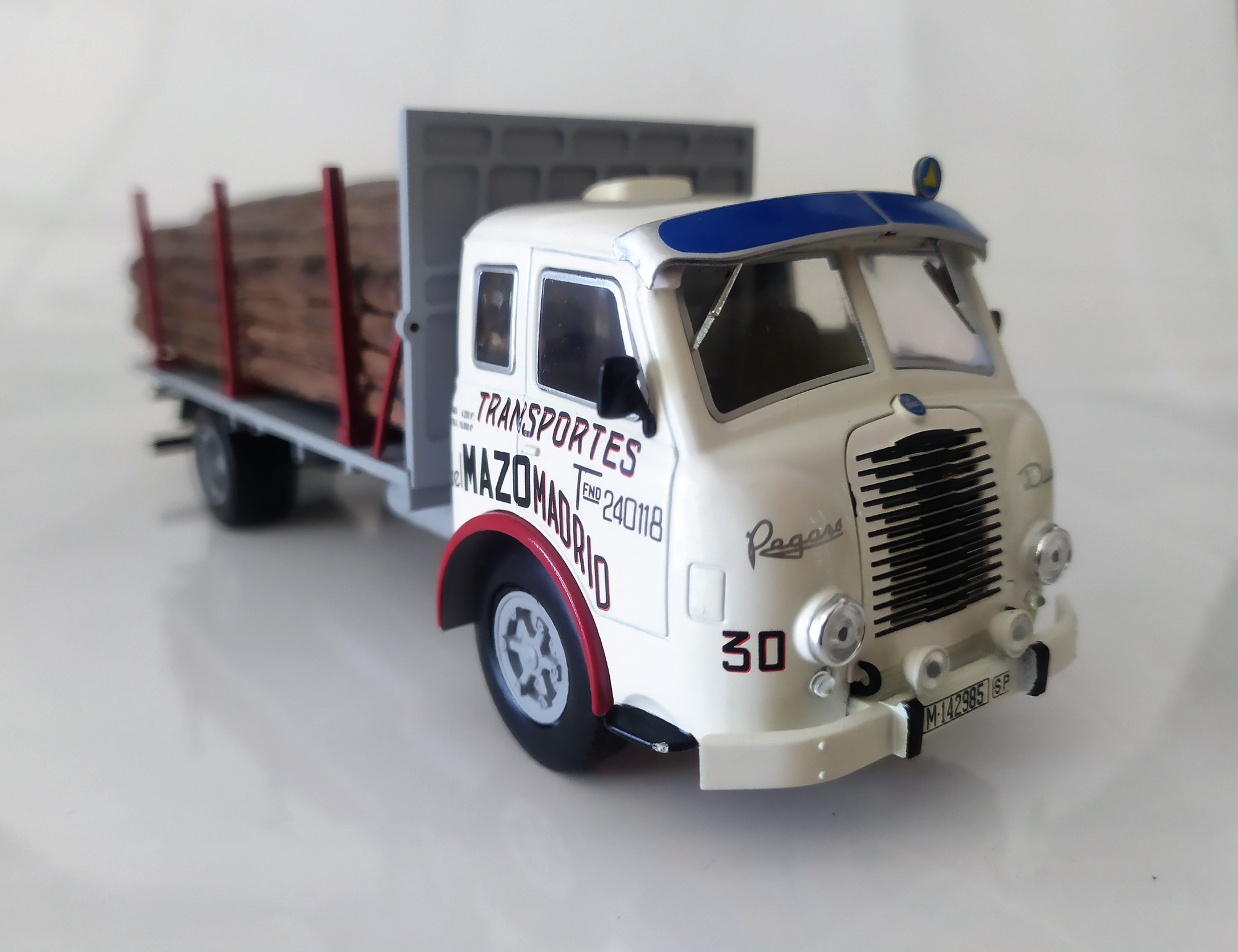 Camion Pegaso II Z-202 1956 Transportes del Mazo Madrid (Atlas) Blister 1/43